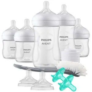 Avent Natural Baby Bottle Newborn Gift Set with Flow-Control Nipples and Soothie Pacifiers