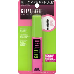 </strong> Sweep the lash-building brush from the root to the tip of your lashes.</li>
        <li><strong>