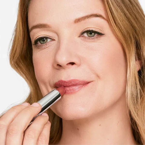 Dramatically Different™ Lipstick in A Different Grape - Hydrating Color ...